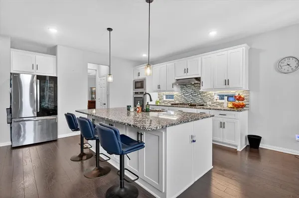 $750,000 | 4504 Barnacre Avenue, Aubrey, TX 76227