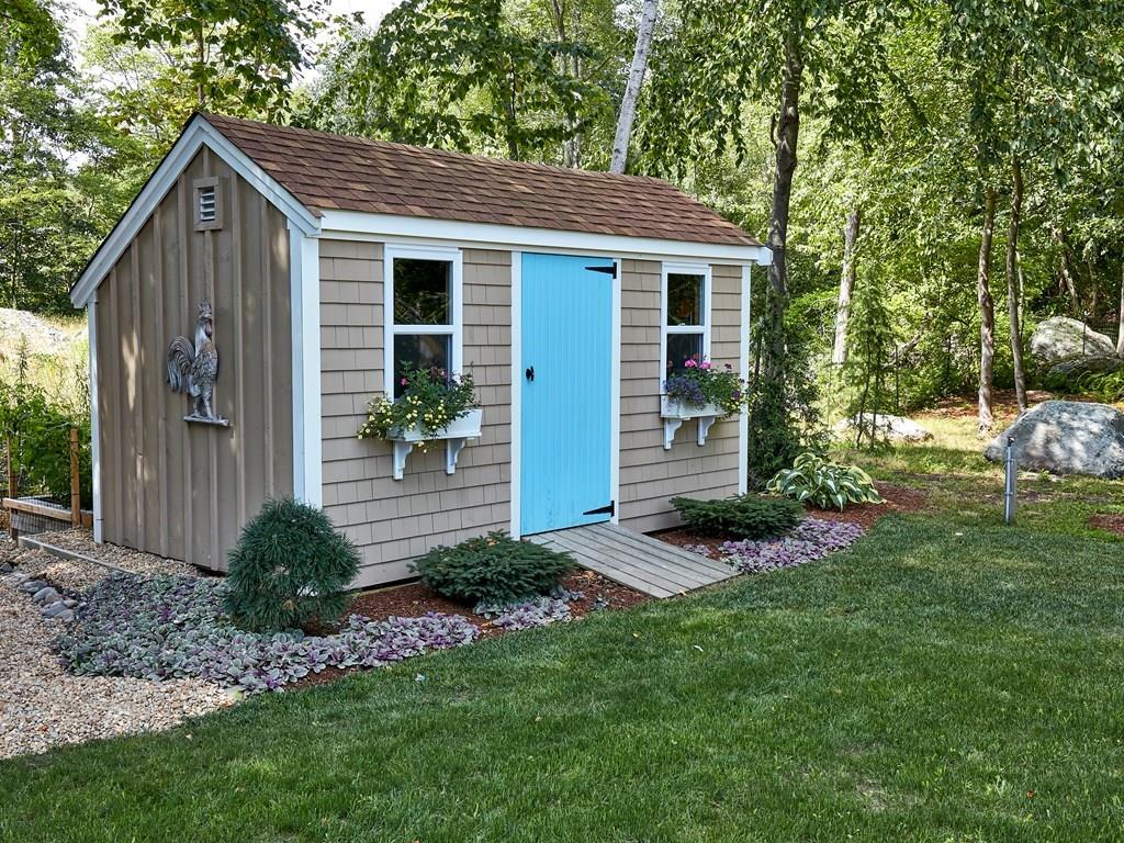 15 Highland Ridge Road Freetown, MA 02702 - Photo 8 of 42 a view of a back yard of the house