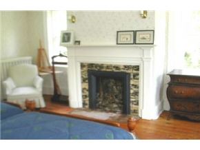 68 High Street Exeter, NH 03833 - Photo 3 of 5