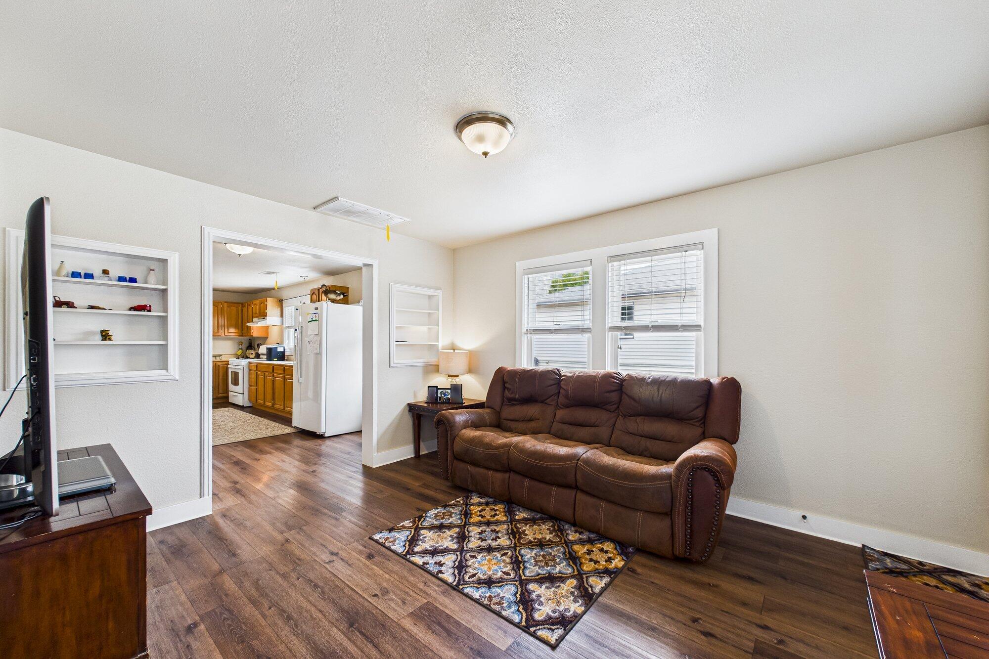 96 Painter Street Rio Dell, CA 95562 - Photo 4 of 17