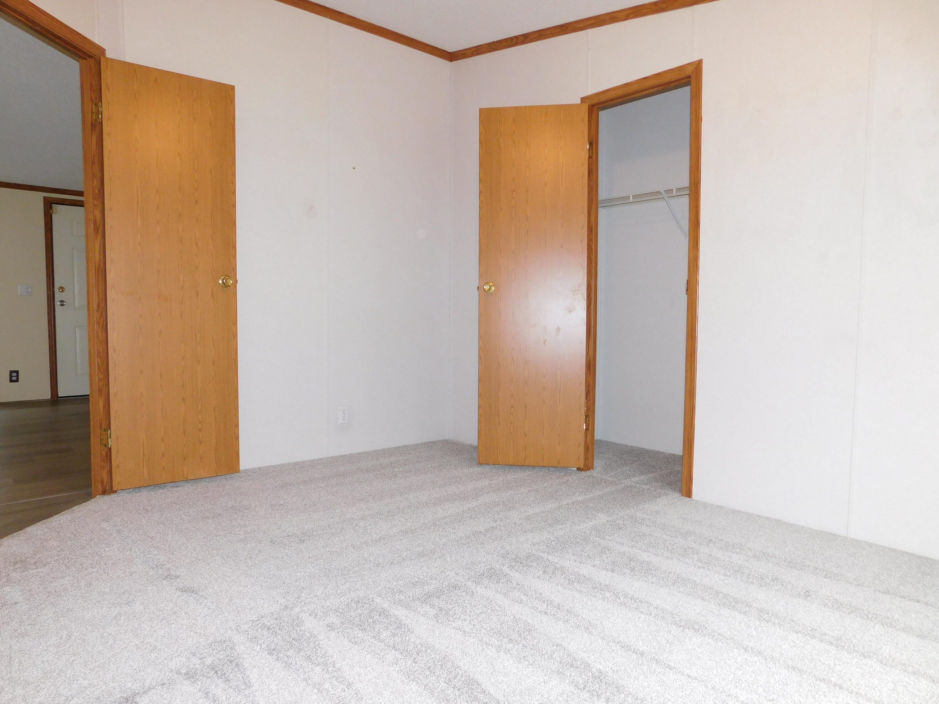 4218 Pier Road Benton Harbor, MI 49022 - Photo 20 of 47 DSCN5051