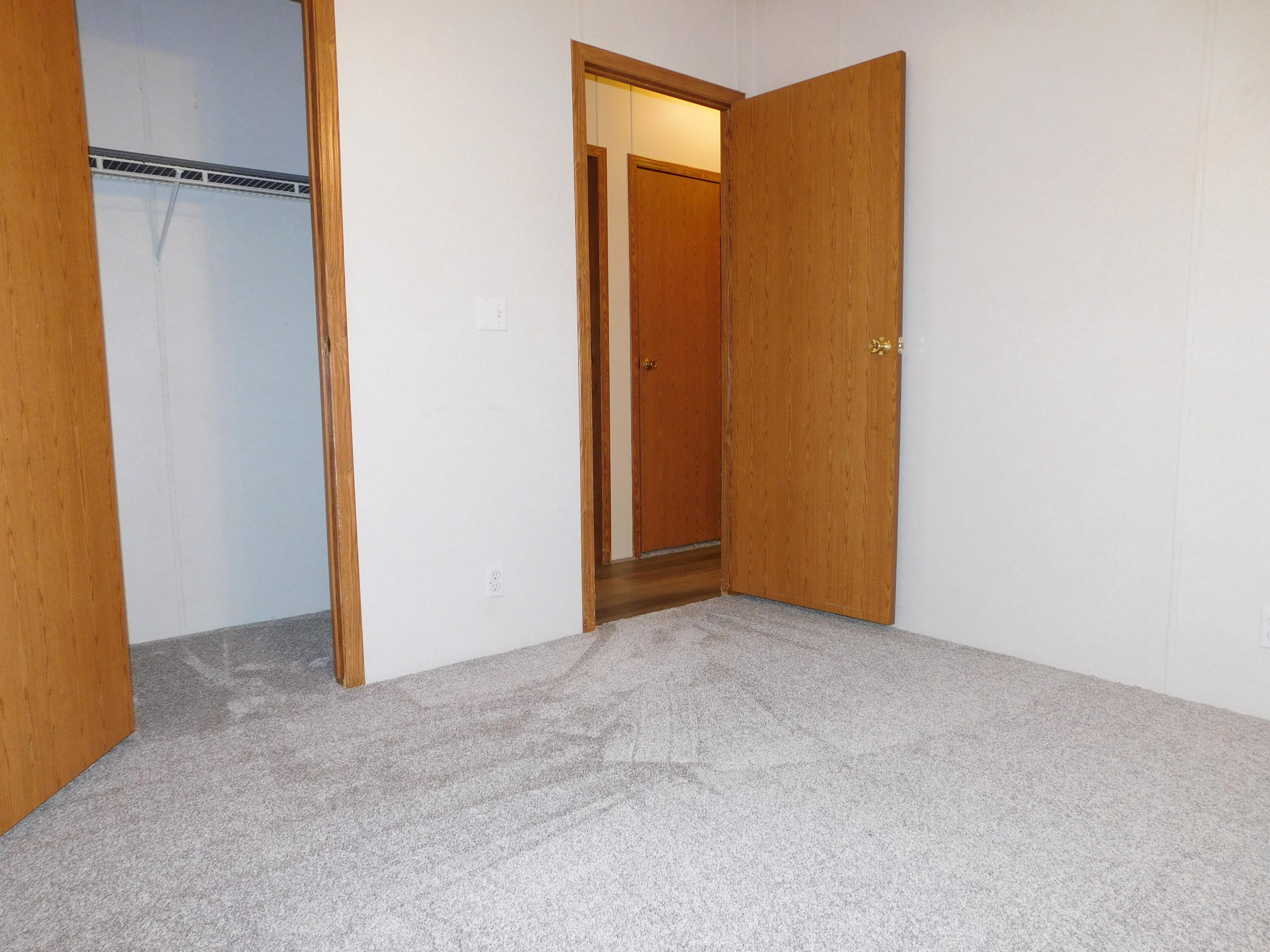 4218 Pier Road Benton Harbor, MI 49022 - Photo 25 of 47 DSCN5056
