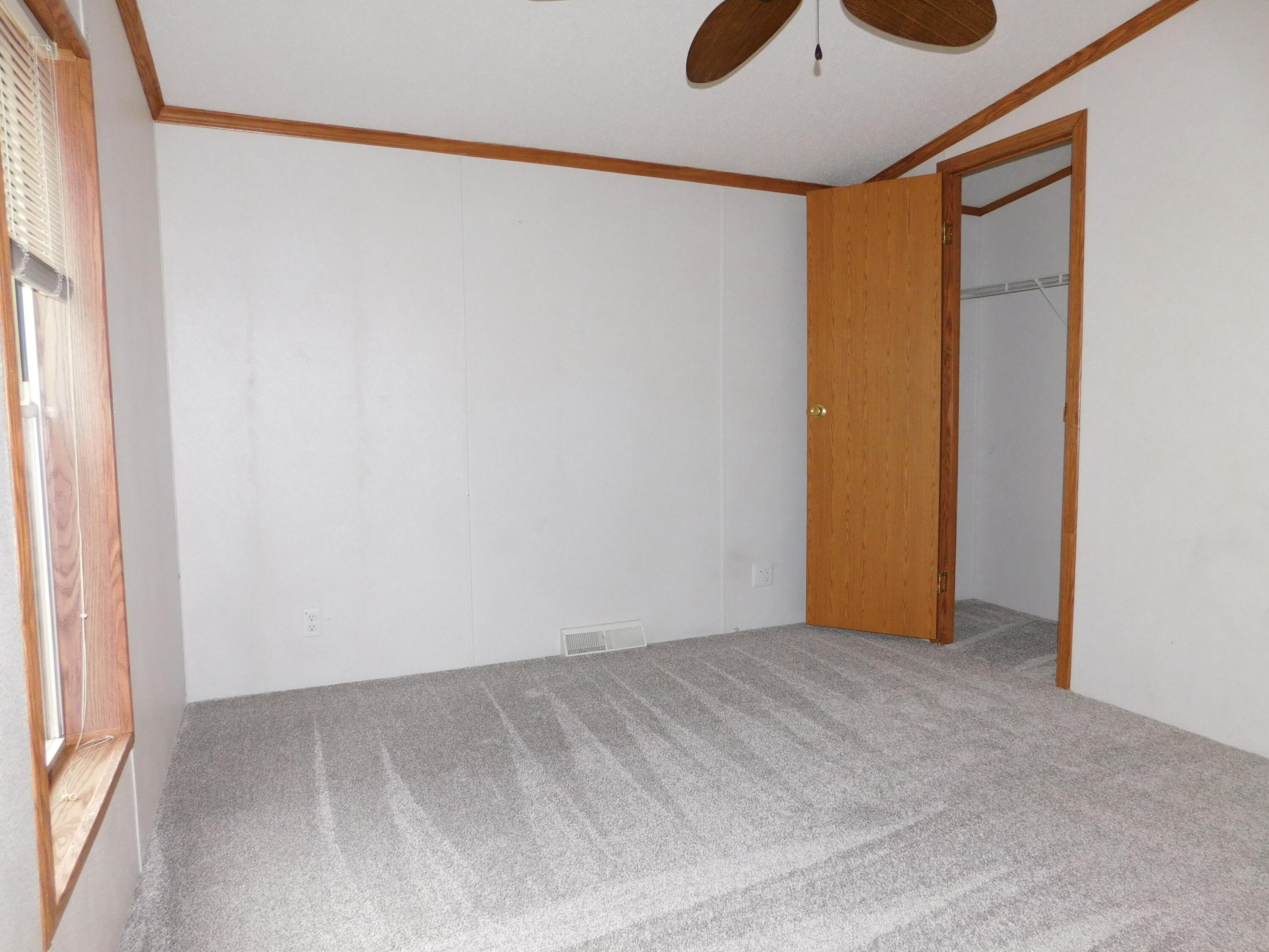 4218 Pier Road Benton Harbor, MI 49022 - Photo 27 of 47 DSCN5058