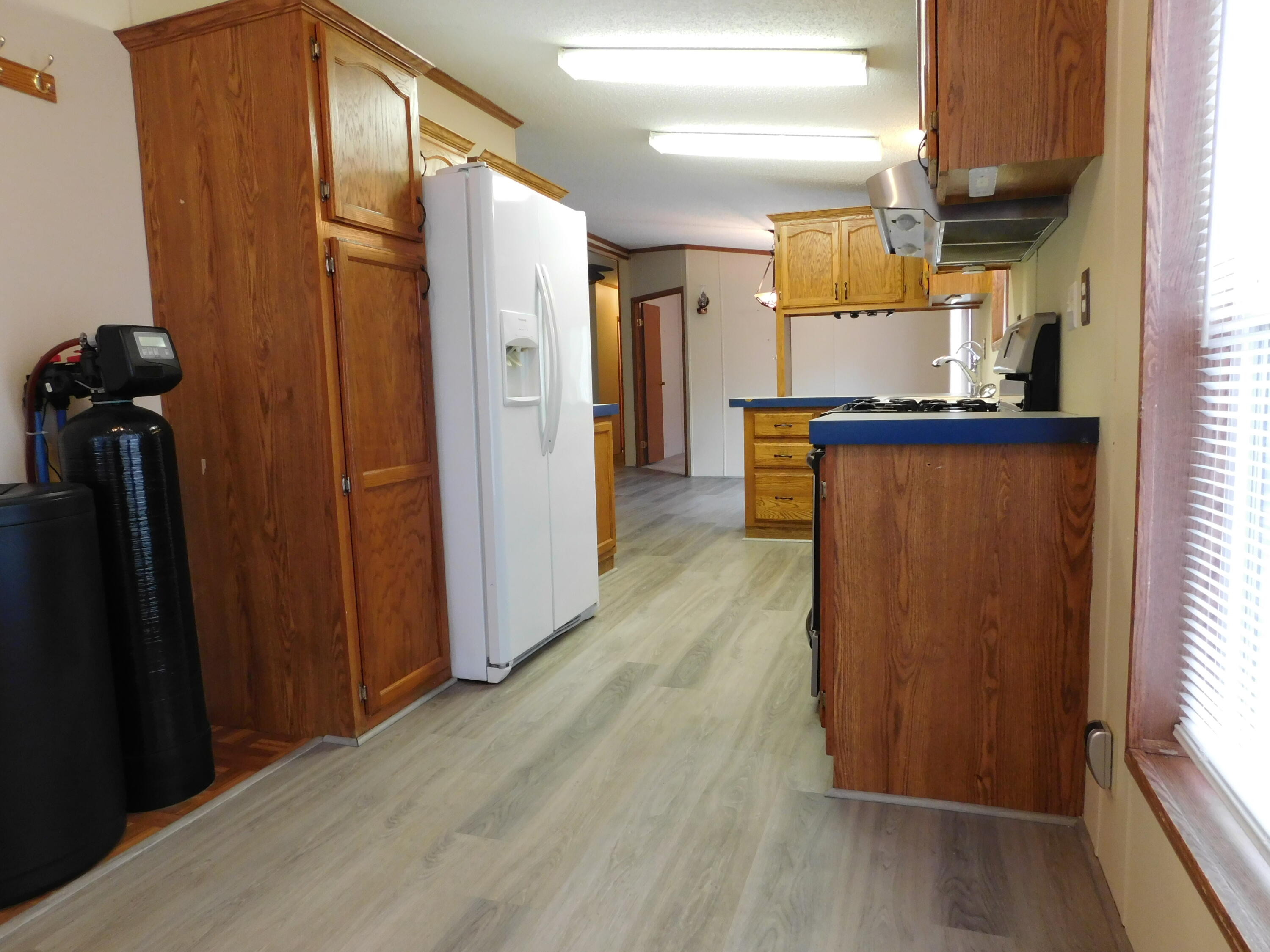 4218 Pier Road Benton Harbor, MI 49022 - Photo 10 of 47 DSCN5040