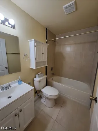 $1,549 | 4525 Southwest 8th Place, Cape Coral, FL 33914