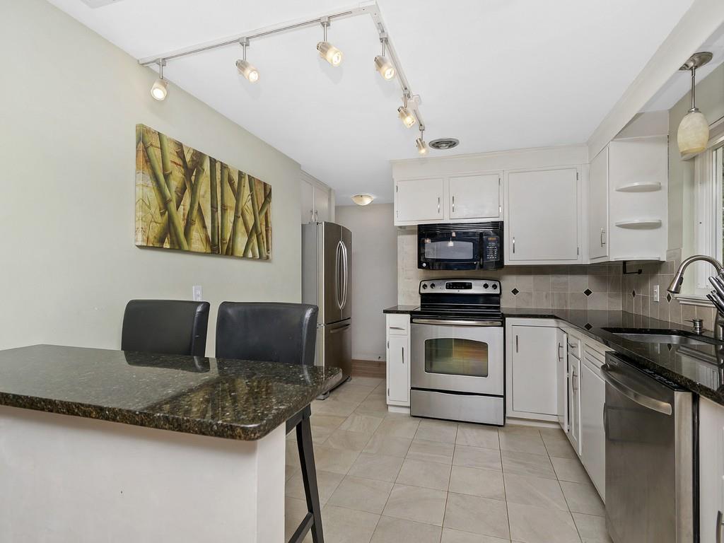 143 Truman Road Newton, MA 02459 - Photo 9 of 34