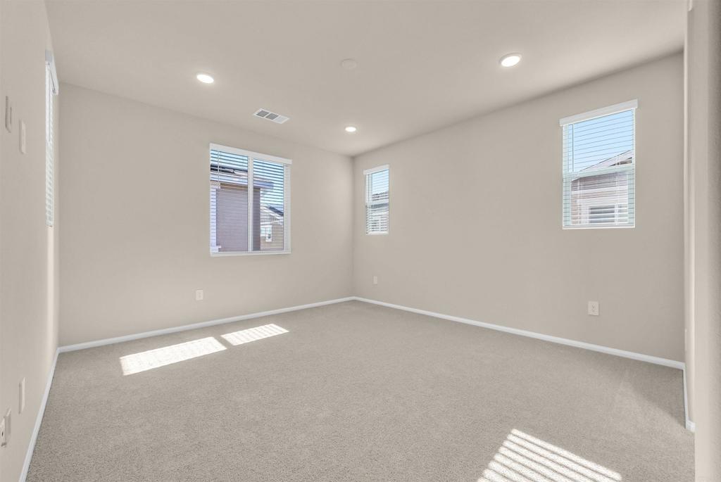 28381 Via Solero Temecula, CA 92591 - Photo 14 of 28 an empty room with windows