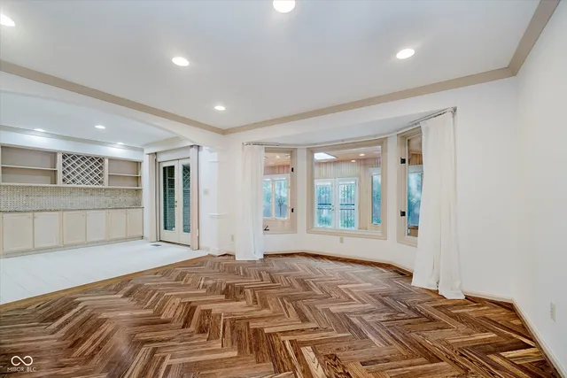 $600,000 | 8649 Cricket Tree Lane, Indianapolis, IN 46260