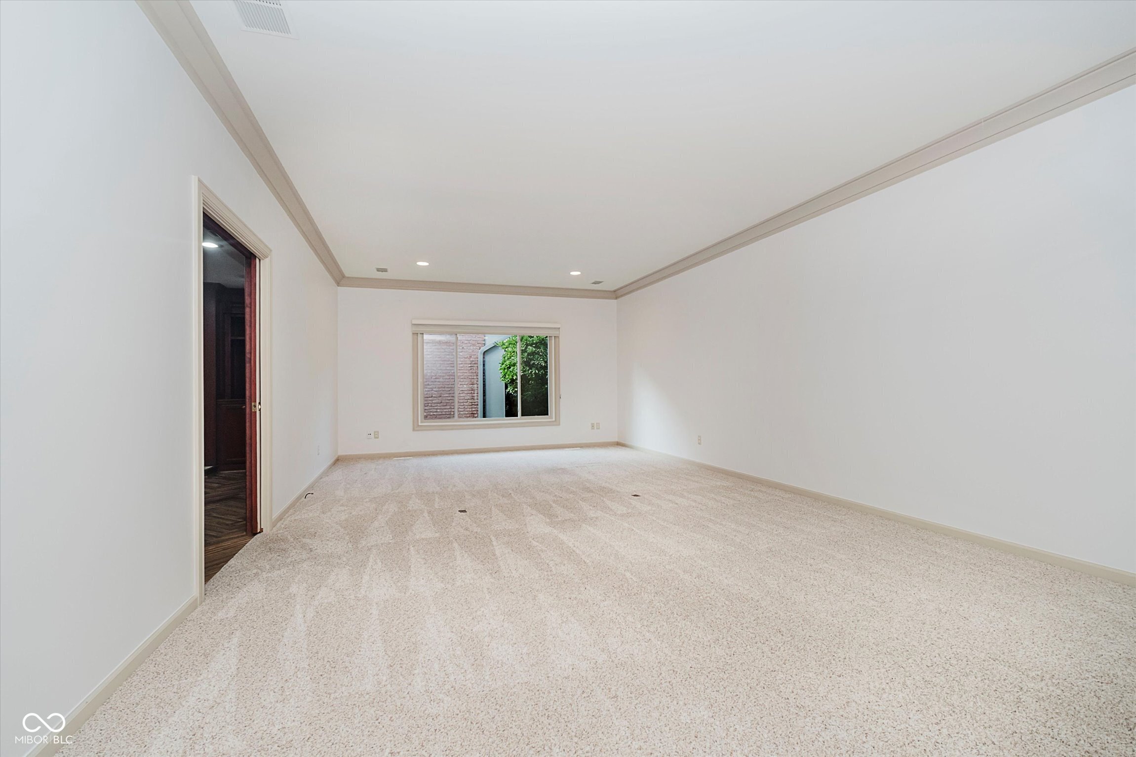 8649 Cricket Tree Lane Indianapolis, IN 46260 - Photo 22 of 58