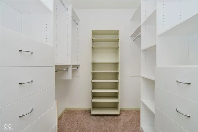 $600,000 | 8649 Cricket Tree Lane, Indianapolis, IN 46260