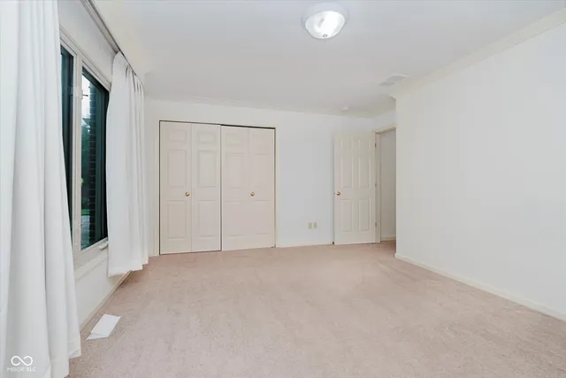 $600,000 | 8649 Cricket Tree Lane, Indianapolis, IN 46260