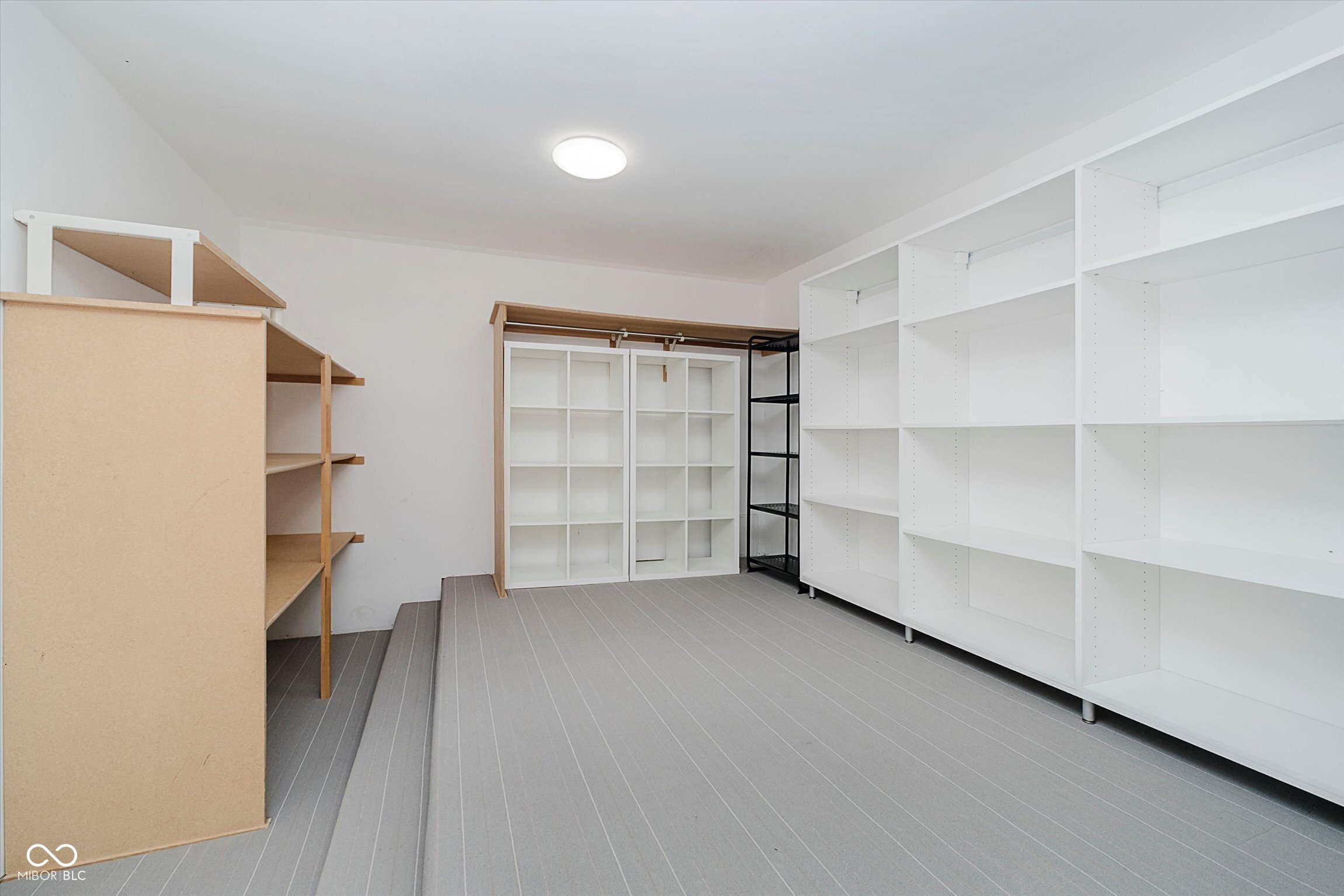 8649 Cricket Tree Lane Indianapolis, IN 46260 - Photo 47 of 58