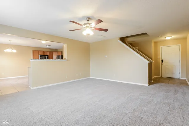 $1,665 | 944 Shenandoah Way, Greenwood, IN 46143