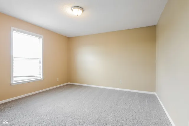 $1,665 | 944 Shenandoah Way, Greenwood, IN 46143