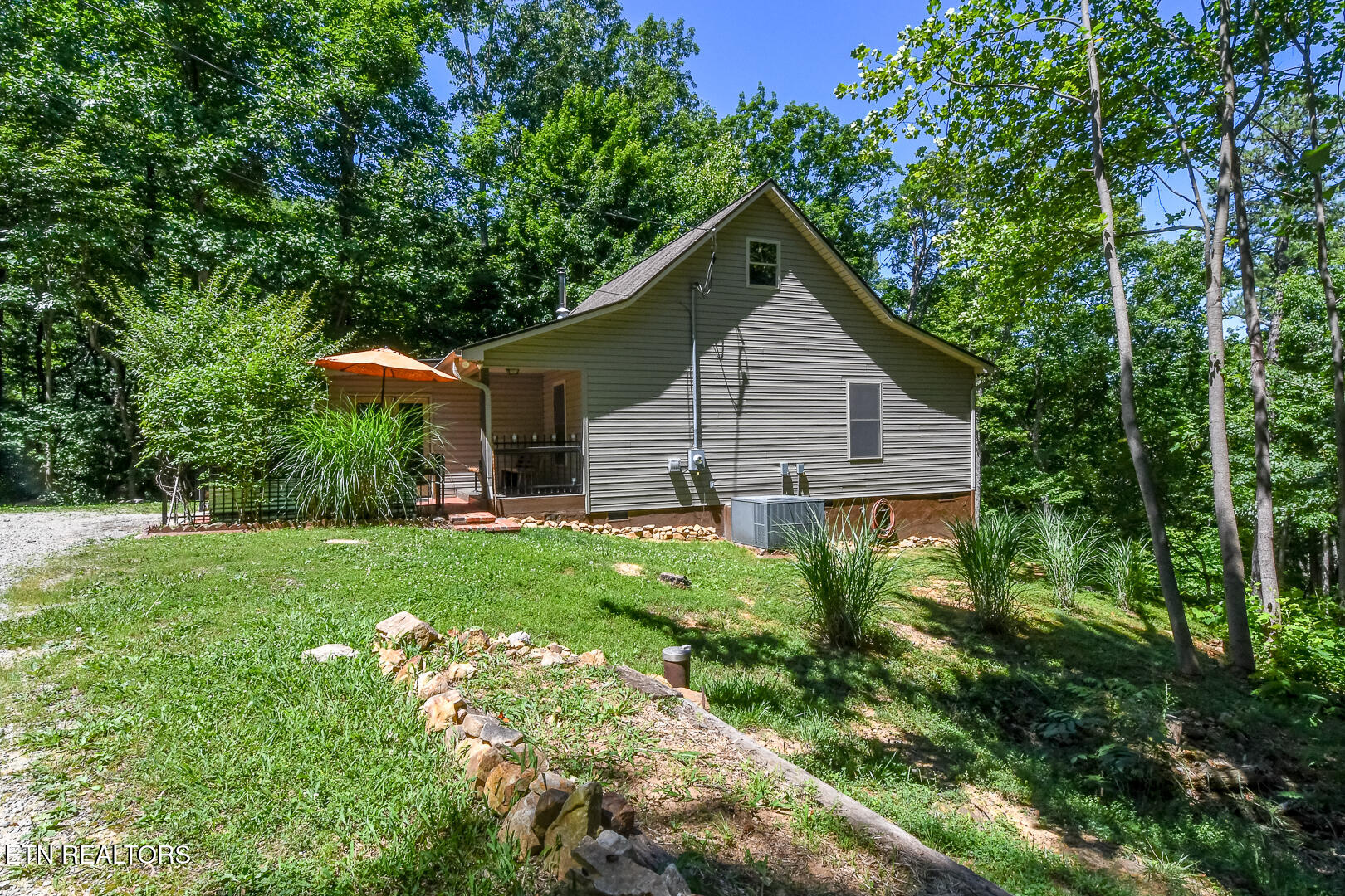 1042 Old Oliver Road Walland, TN 37886 - Photo 4 of 51 DSC_6715