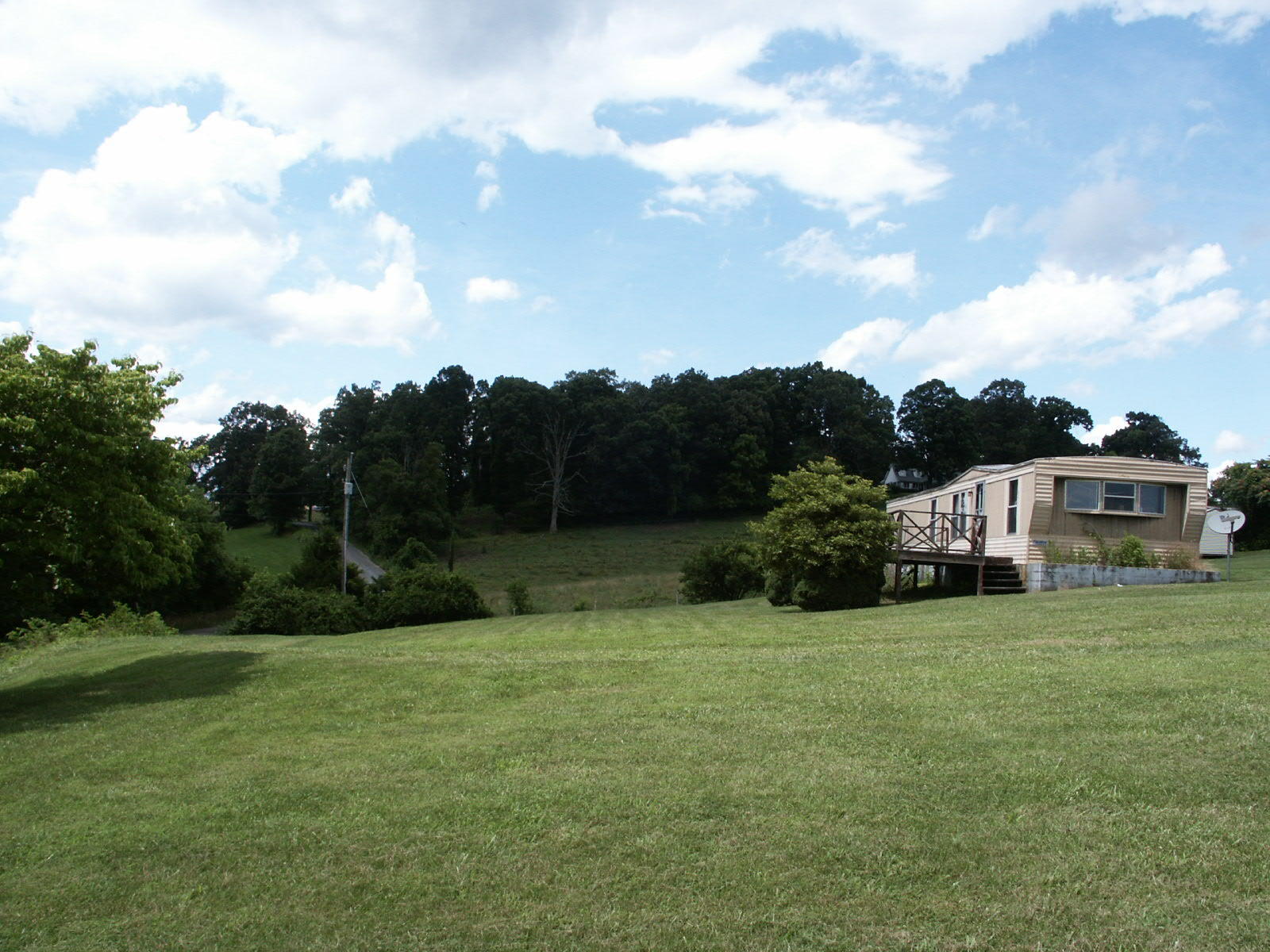 2056 Ammen Road Fincastle, VA 24090 - Photo 4 of 14 PICT0585