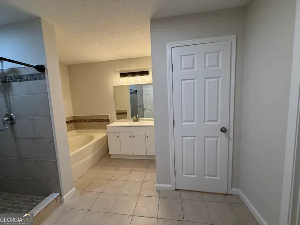 $269,900 | 402 Ginger Circle, LaGrange, GA 30240