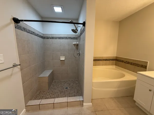 $269,900 | 402 Ginger Circle, LaGrange, GA 30240