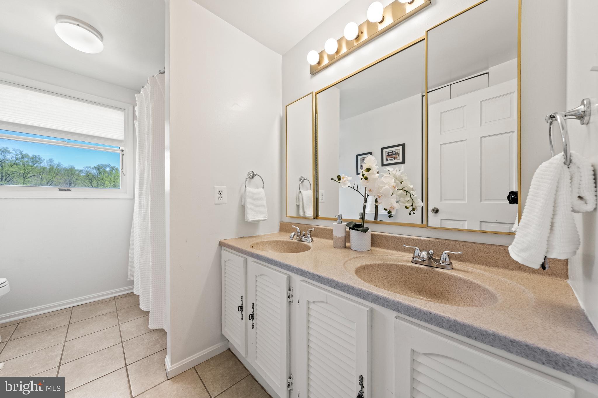 18421 New Hampshire Avenue Ashton, MD 20861 - Photo 19 of 55