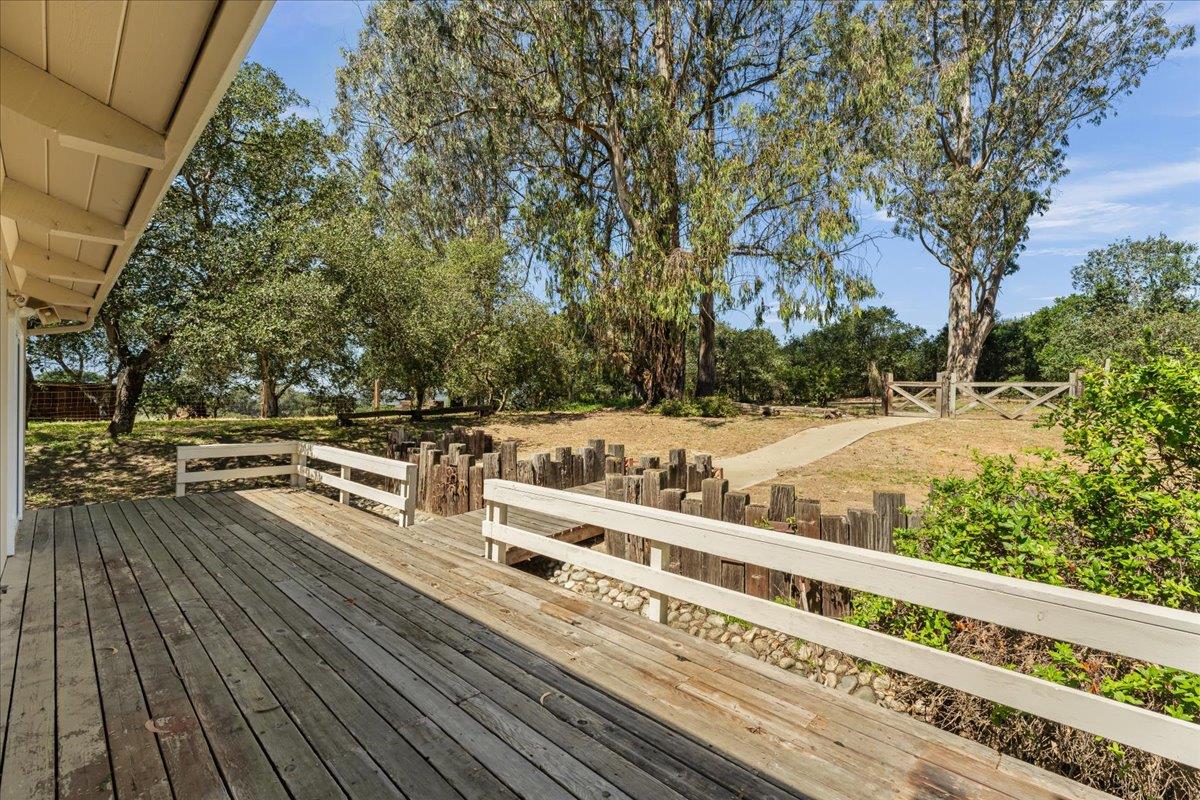 17089 McGuffie Road Salinas, CA 93907 - Photo 30 of 42