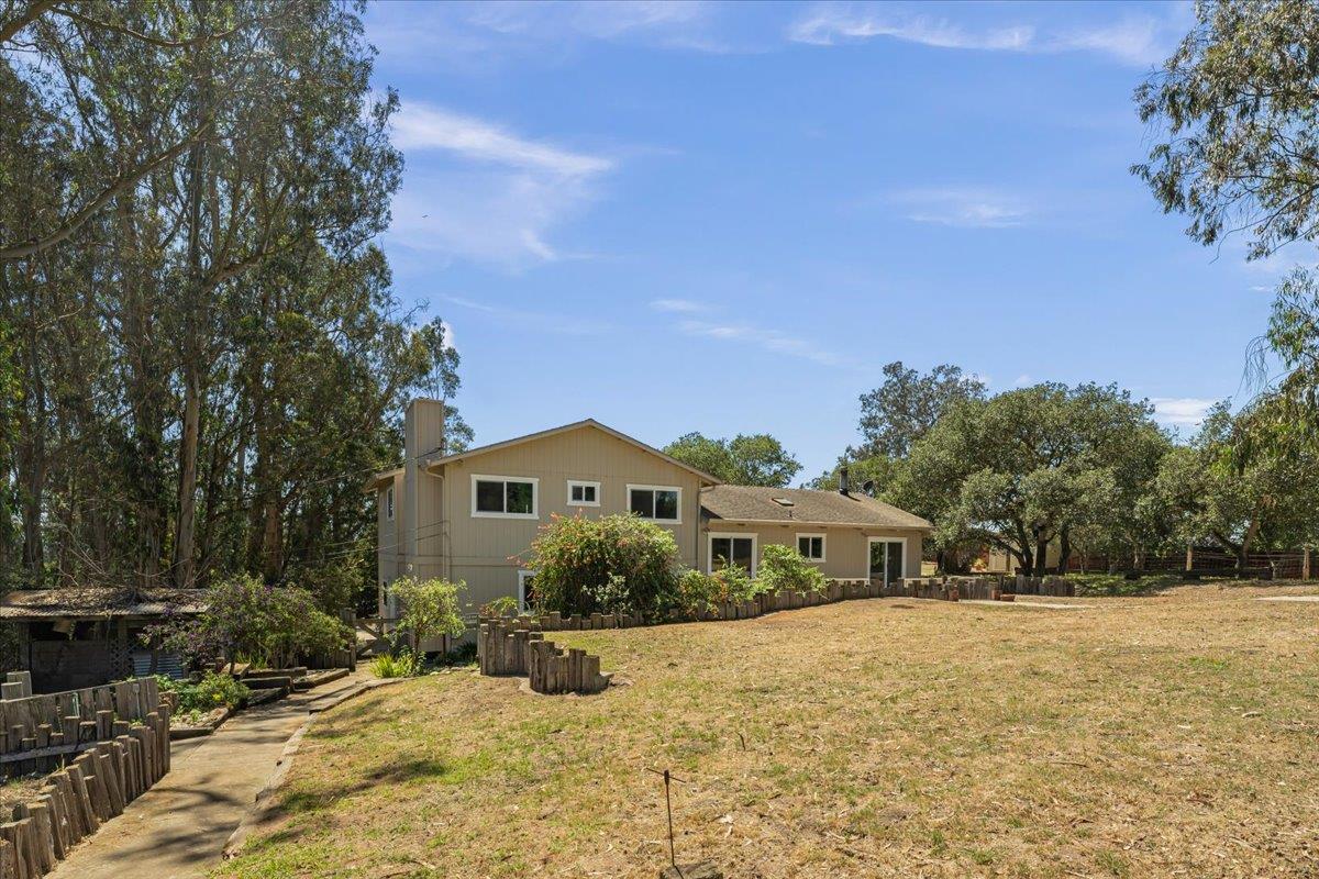 17089 McGuffie Road Salinas, CA 93907 - Photo 33 of 42