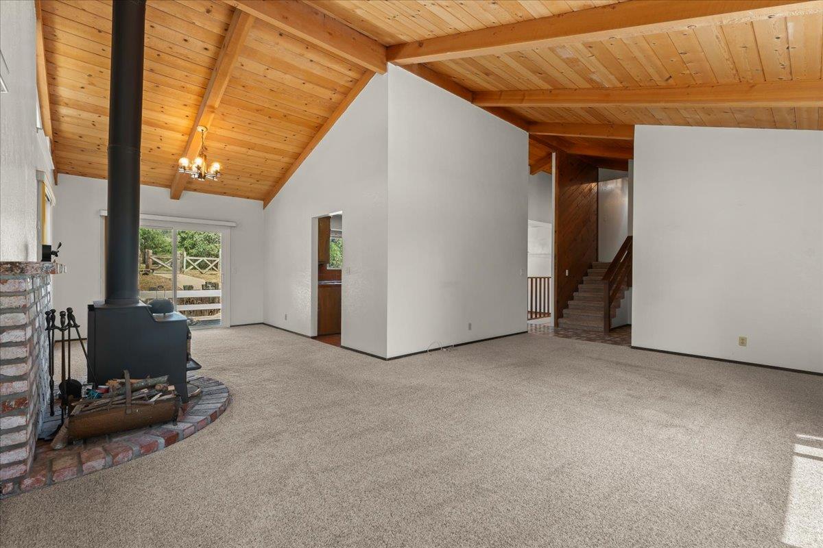 17089 McGuffie Road Salinas, CA 93907 - Photo 7 of 42