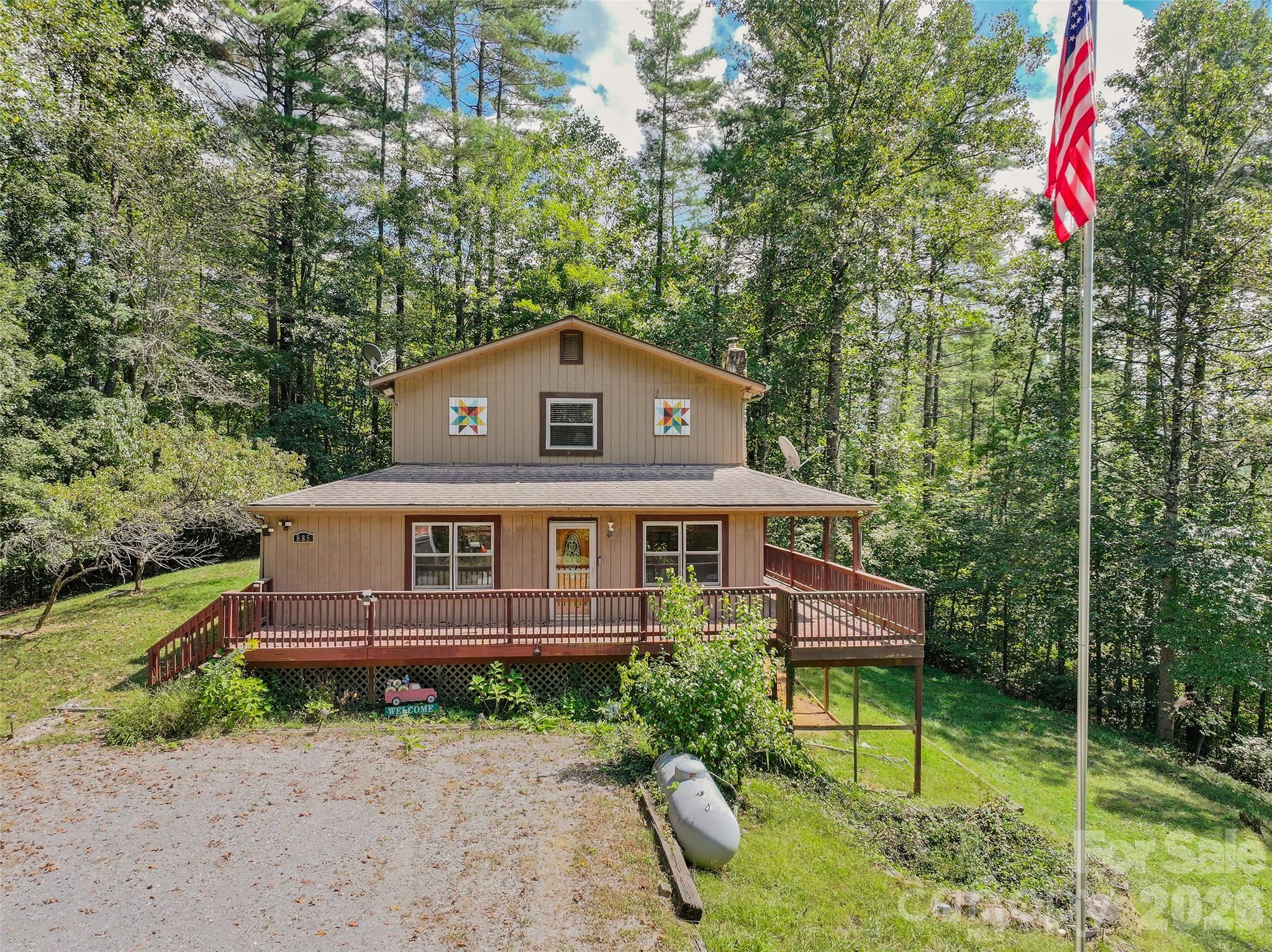 885 Rustic Heights Road Waynesville, NC 28785 - Photo 2 of 35 Gallery Image 2