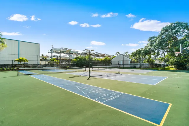 $3,900 | 20 South Lakeshore Drive, Unit C, Hypoluxo, FL 33462