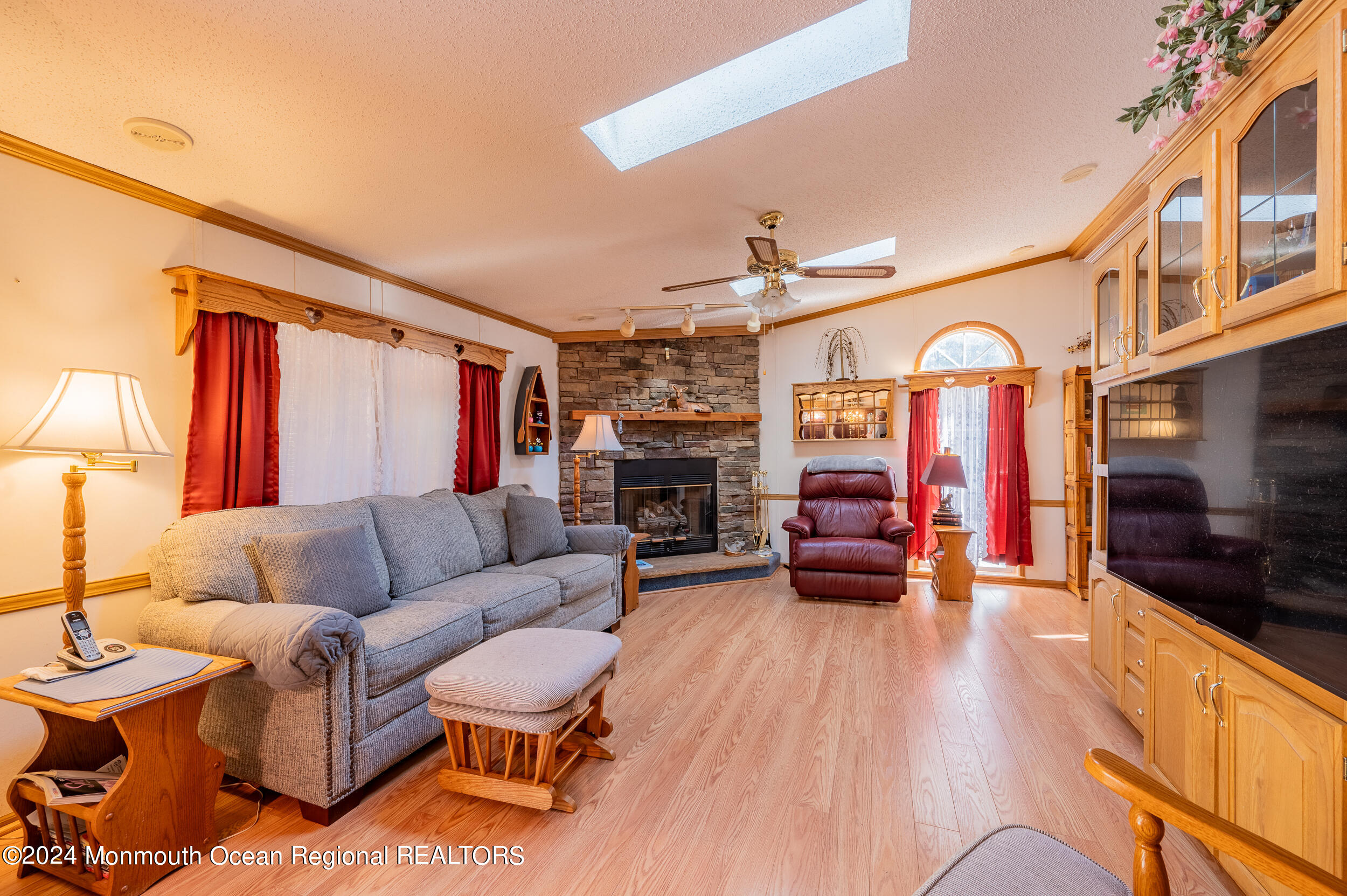 2653 Dover Road Forked River, NJ 08731 - Photo 21 of 53 Family Room