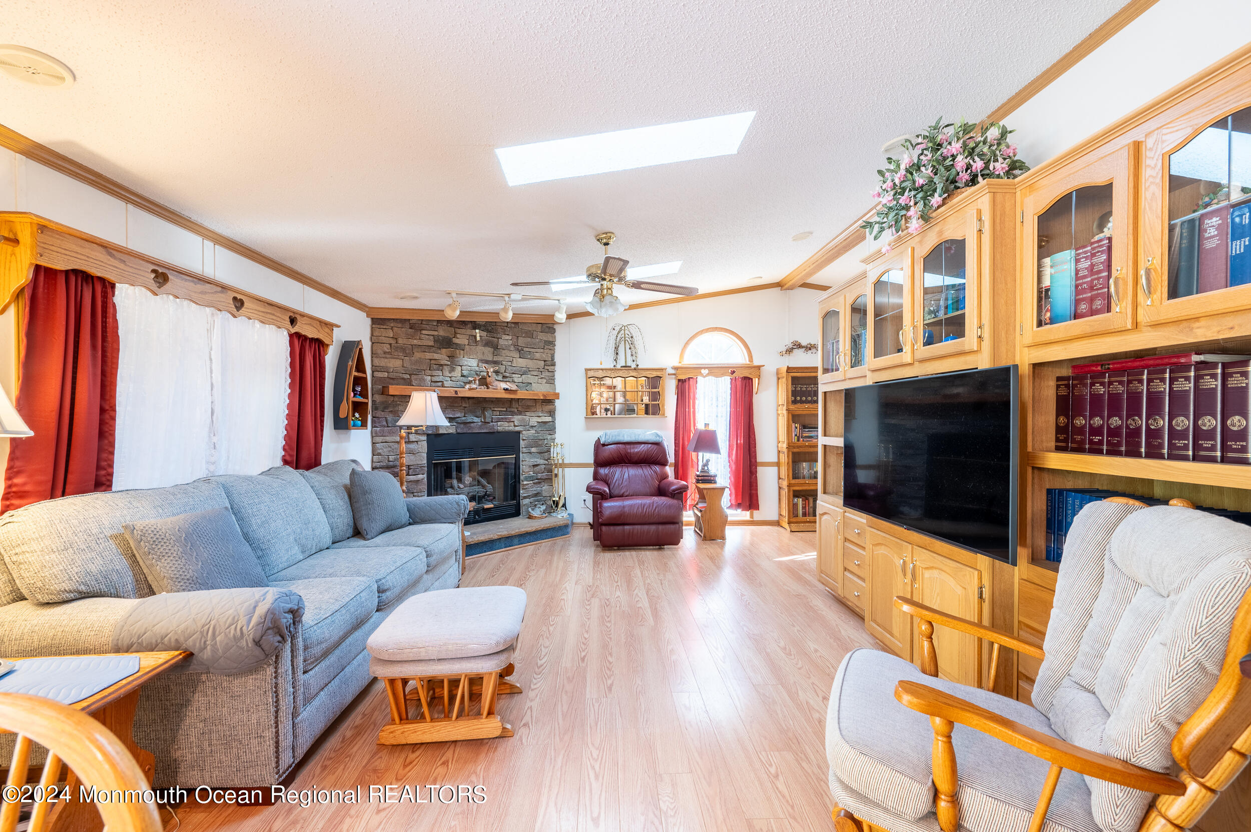 2653 Dover Road Forked River, NJ 08731 - Photo 24 of 53 Family Room