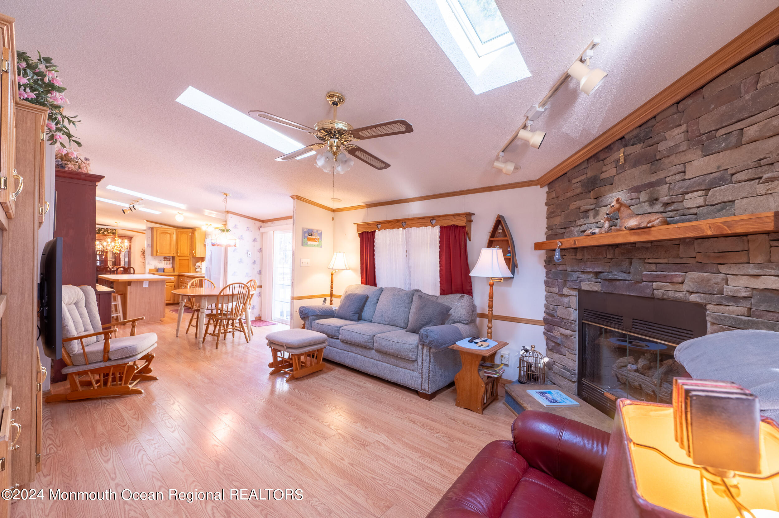 2653 Dover Road Forked River, NJ 08731 - Photo 26 of 53 Family Room