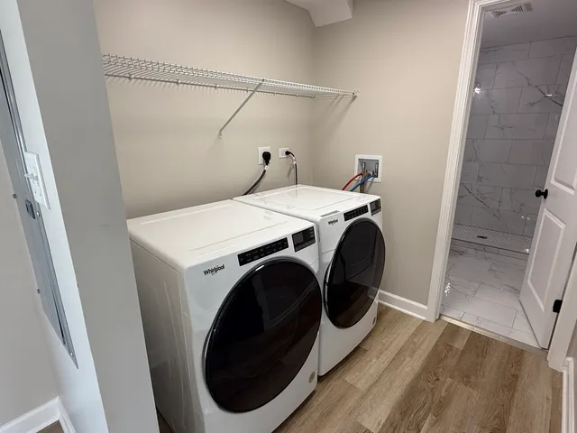 $3,300 | 1220 Kingston Lane, Schaumburg, IL 60193