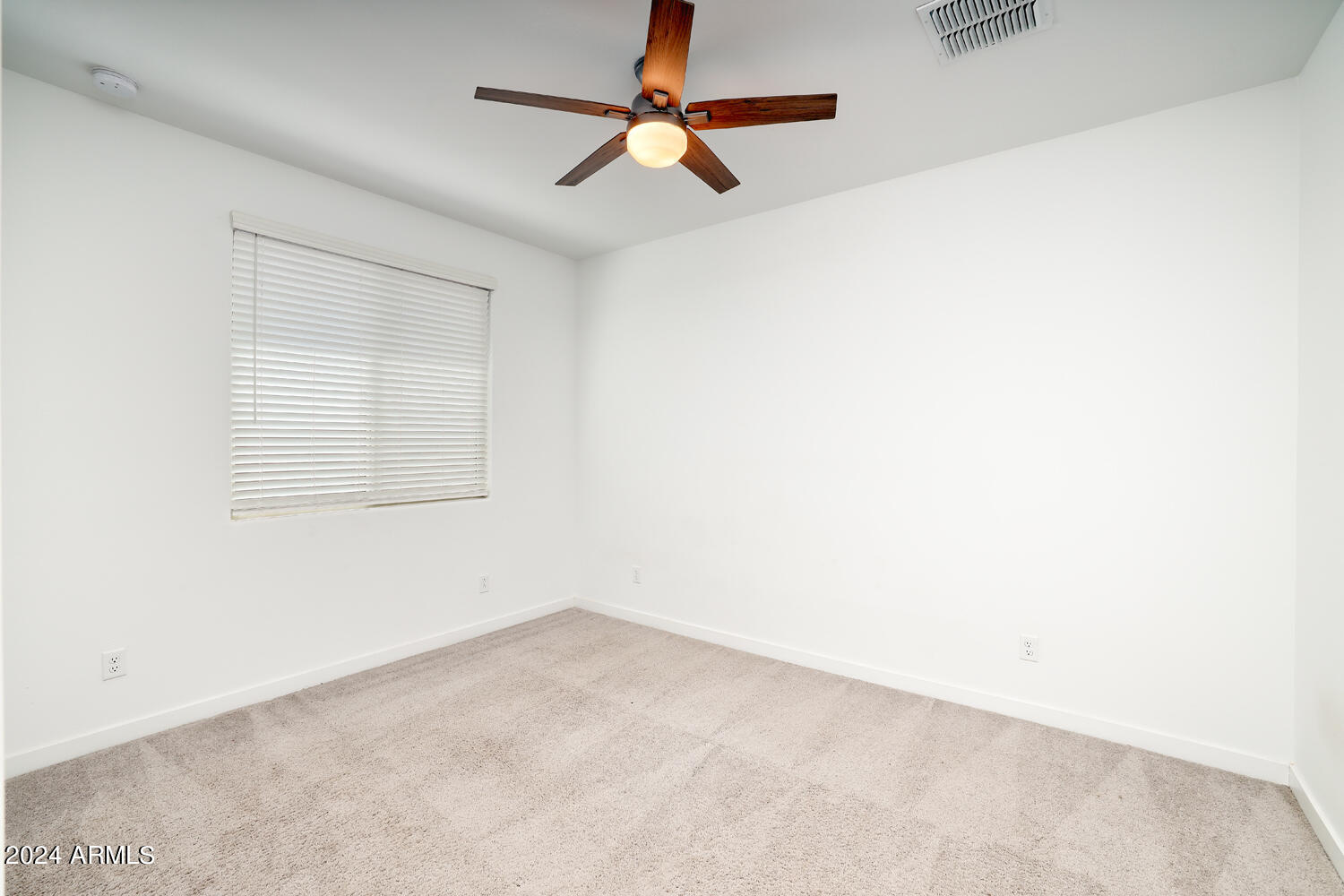 9535 West Trumbull Road Tolleson, AZ 85353 - Photo 2 of 22 Bedroom 1