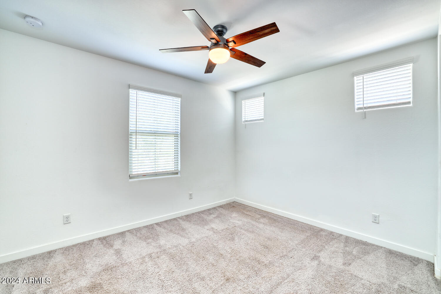 9535 West Trumbull Road Tolleson, AZ 85353 - Photo 4 of 22 Bedroom 2