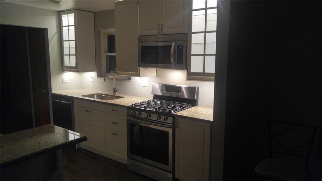 1200 Woodland Road Pittsburgh, PA 15237 - Photo 3 of 7 Enjoy your new Kitchen with New Appliances