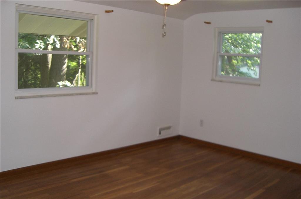 1200 Woodland Road Pittsburgh, PA 15237 - Photo 7 of 7 All three Bedrooms have Hardwood Flooring & Ceiling Fans