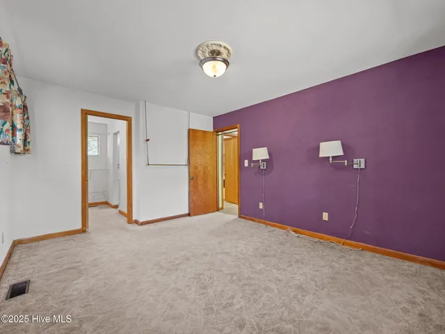 $223,000 | 1008 Sand Ridge Road, Hubert, NC 28539