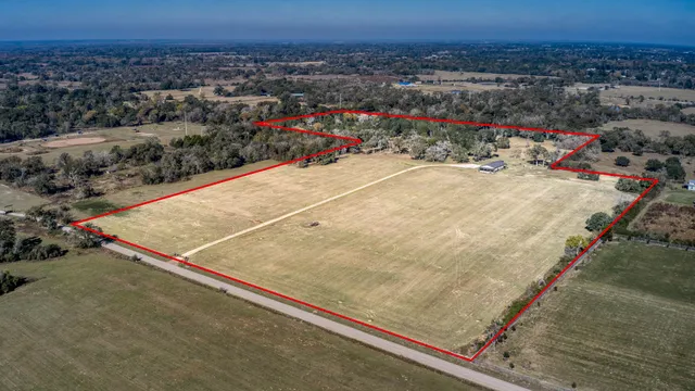 a view of a outdoor space