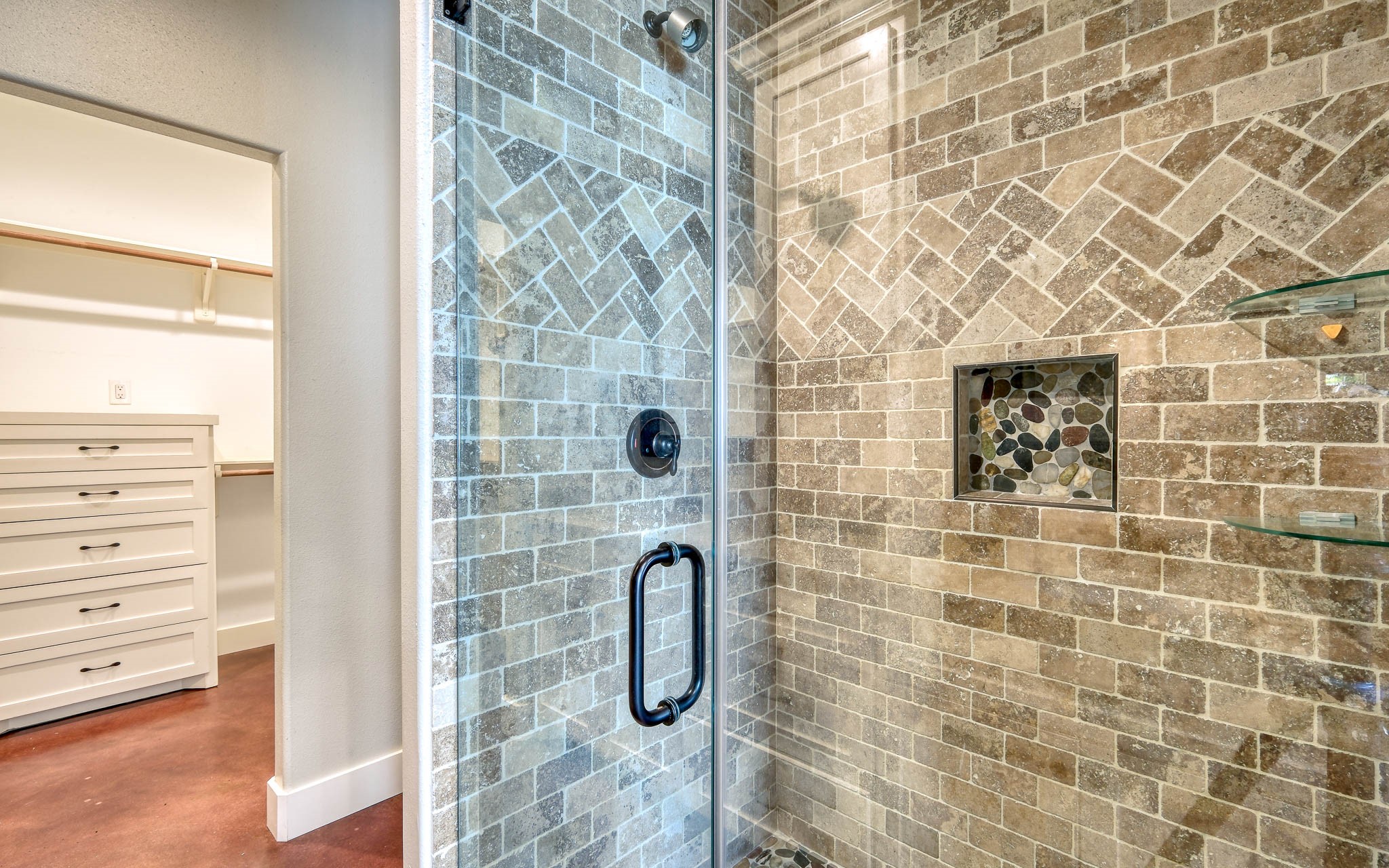 40934 Thomas Lane Hempstead, TX 77445 - Photo 21 of 50 a bathroom with a shower