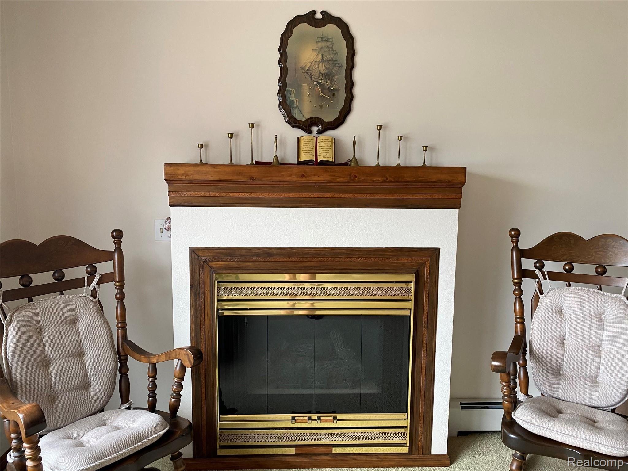 10516 Runyan Lake Road Fenton, MI 48430 - Photo 17 of 30 Living Room Has Gas Log Fireplace!
