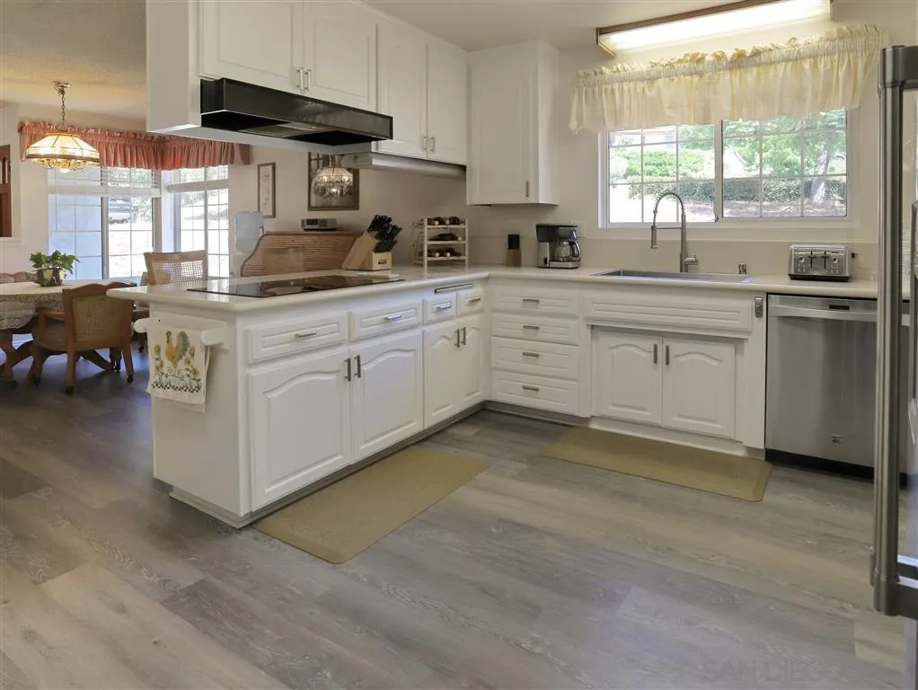 747 Via Flora Road San Marcos, CA 92069 - Photo 7 of 24 Gallery Image 7