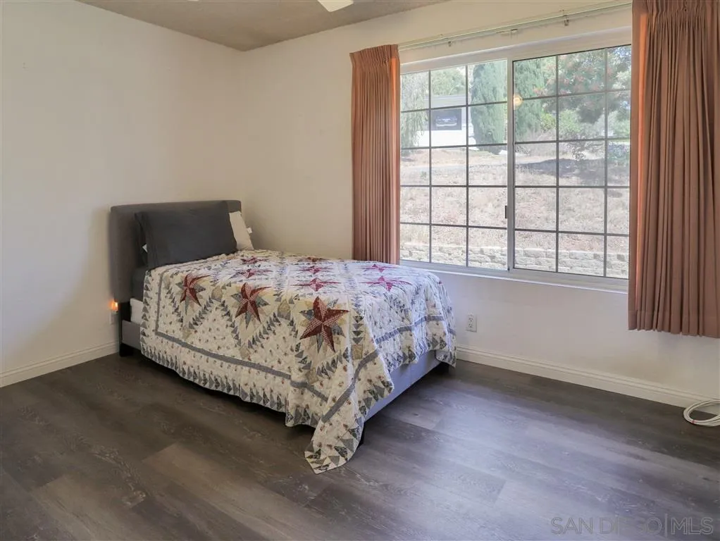 747 Via Flora Road San Marcos, CA 92069 - Photo 9 of 24 Gallery Image 9
