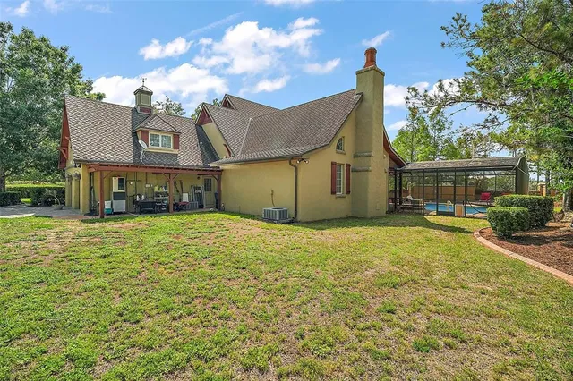 a view of a house with a garden