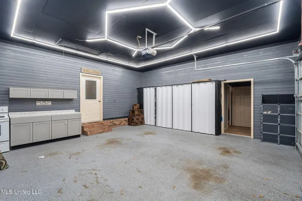 $389,900 | 101 Sweet Bay Trail, Petal, MS 39465