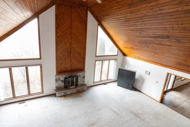 19709 Oak Grove Road Harvard, IL 60033 - Photo 10 of 26