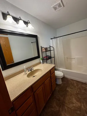 $225,000 | 13492 Edgewood Lane Southeast, Mentor, MN 56736