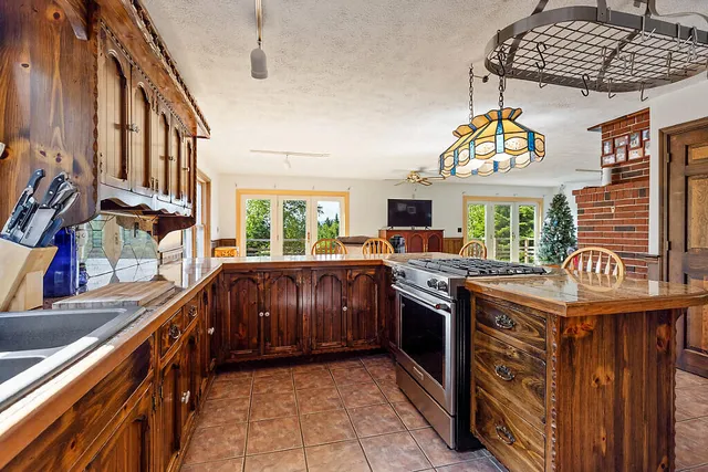 $825,000 | 41 Stone Hedge Lane, Rangeley, ME 04970