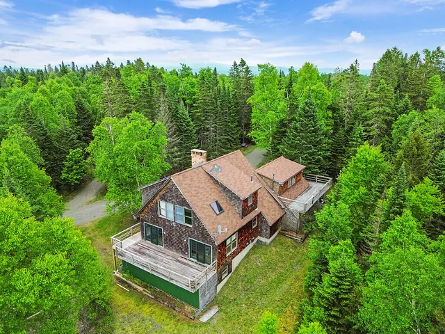 $825,000 | 41 Stone Hedge Lane, Rangeley, ME 04970