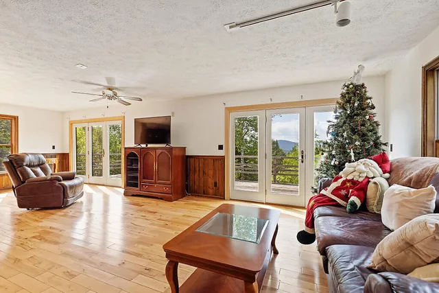 $825,000 | 41 Stone Hedge Lane, Rangeley, ME 04970