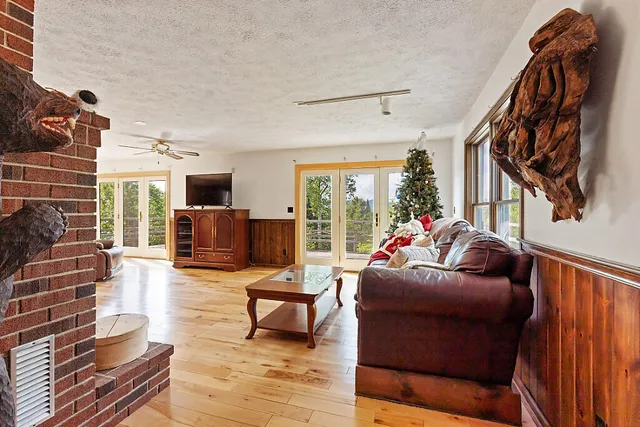 $825,000 | 41 Stone Hedge Lane, Rangeley, ME 04970